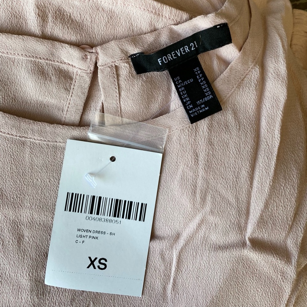 Forever 21 Ruffle trim Dress - Picture 4 of 5